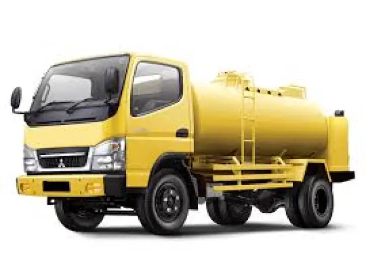SEDOT WC SAMPAI HABIS di Jakarta